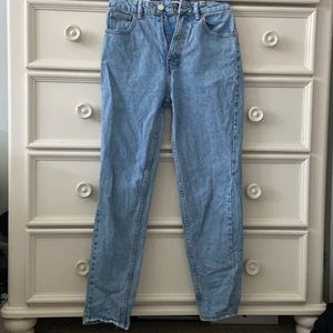 Woman’s Zara Jeans